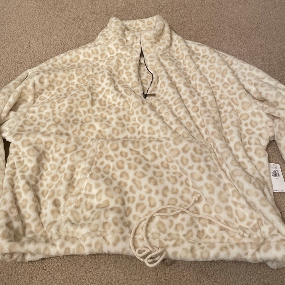 Old Navy Quarter Zip Cropped Fleece Hoodie